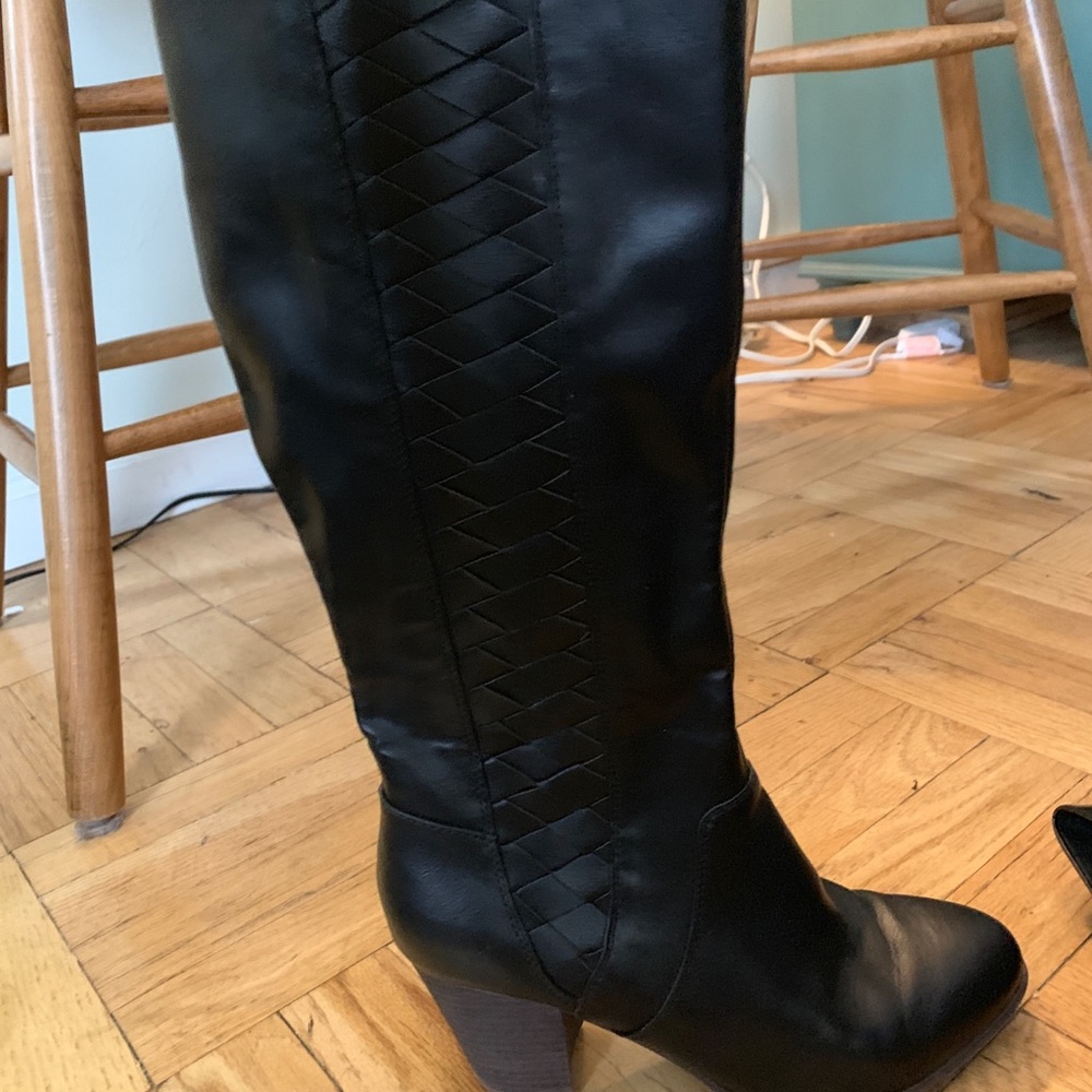 Beautiful black heeled riding boots